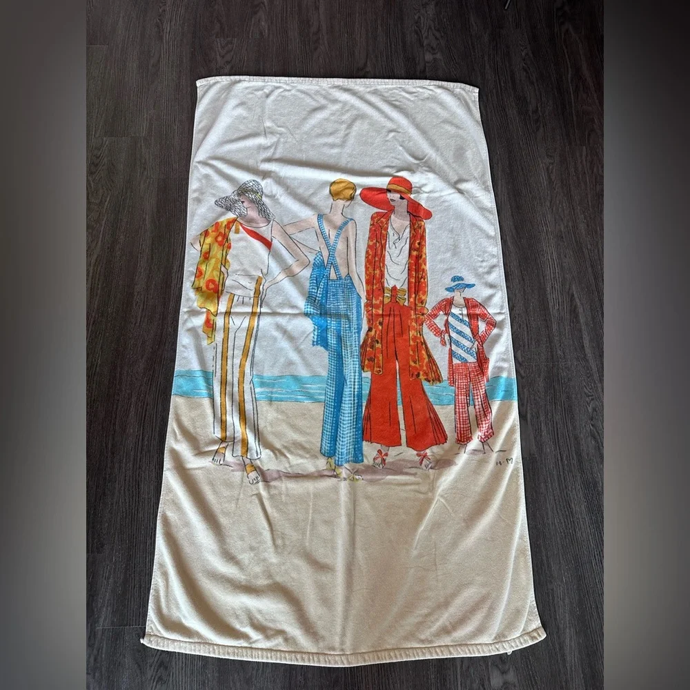 Condé Nast Vintage Style Oversized Beach Towel with Fashion Print